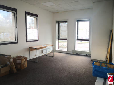 Bureau - 138 m² - 3 pièces