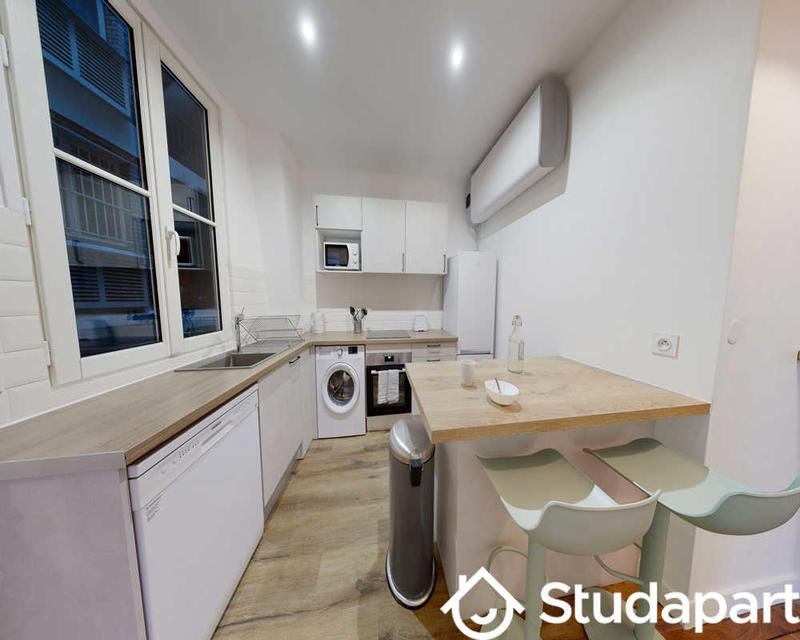 Chambre - 50 m² - 1 pièce