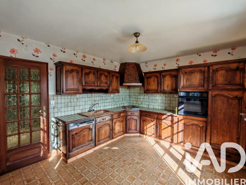 Maison - 140 m² - 6 pièces