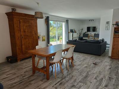 Maison - 125 m² - 5 pièces