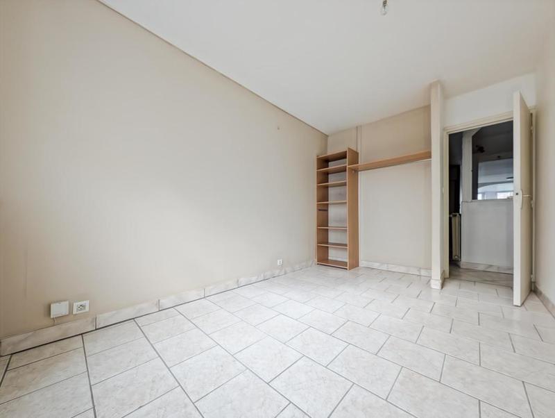 Appartement - 82 m² - 3 pièces