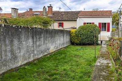 Maison traditionnelle - 110 m² - 5 pièces