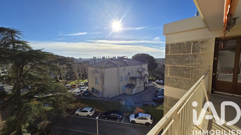 Appartement - 96 m² - 5 pièces