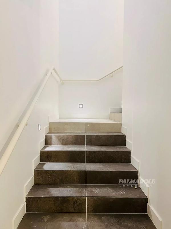 Appartement - 127 m² - 4 pièces