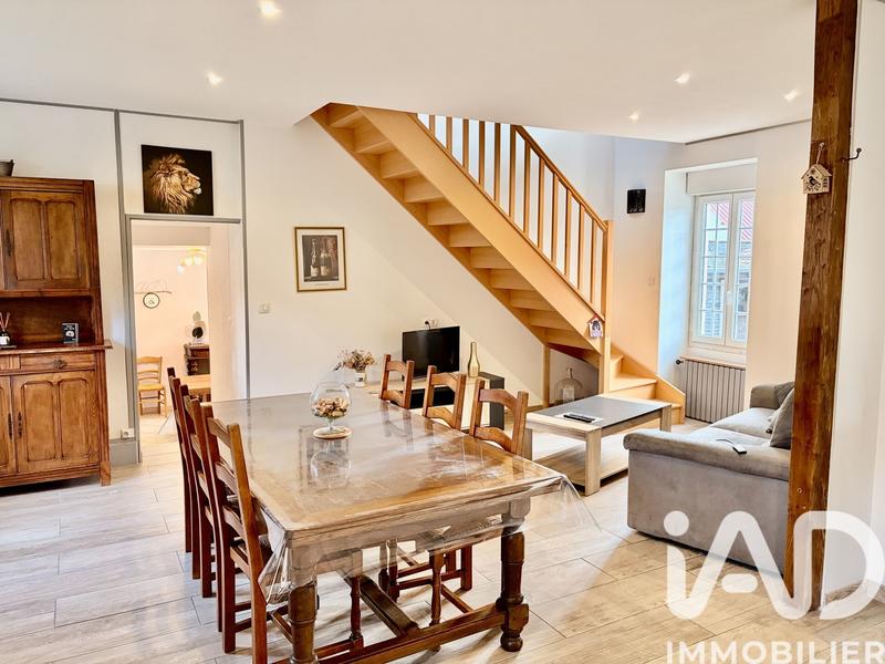 Maison - 145 m² - 7 pièces