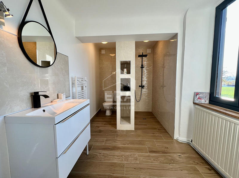 Maison - 166 m² - 5 pièces