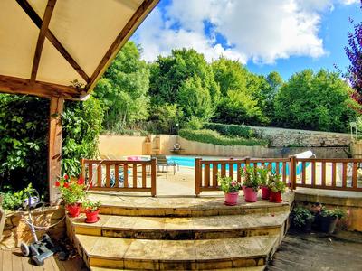 Maison bourgeoise - 350 m² - 10 pièces