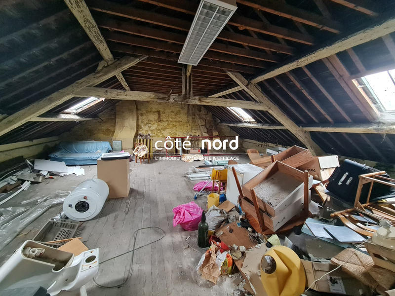 Maison - 310 m² - 12 pièces