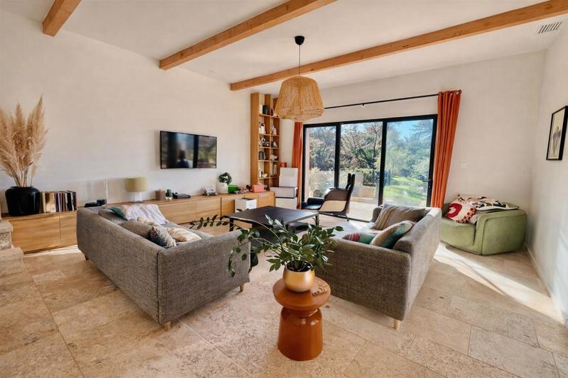 Villa - 182 m² - 8 pièces