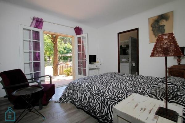 Bastide - 610 m² - 25 pièces