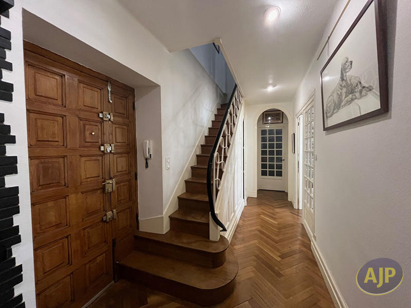 Appartement - 118 m² - 5 pièces