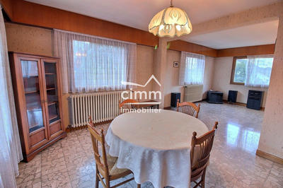 Maison ancienne - 195 m² - 5 pièces