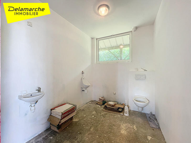 Maison - 130 m² - 1 pièce