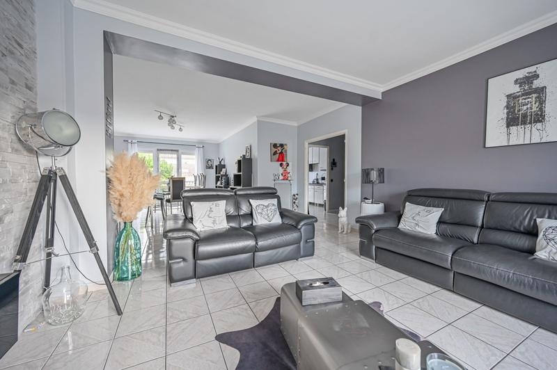 Maison contemporaine - 215 m² - 7 pièces