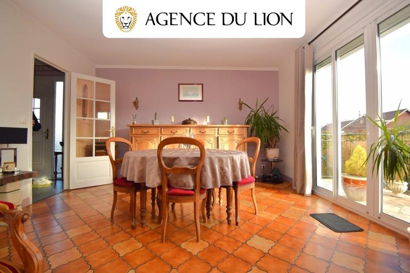 Maison - 85 m² - 5 pièces