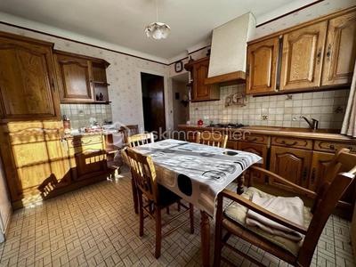 Maison traditionnelle - 108 m² - 5 pièces