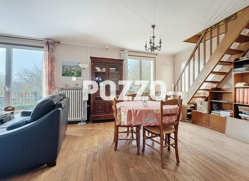 Maison - 95 m² - 6 pièces