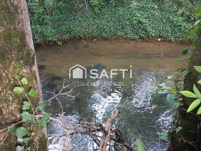 Maison - 396 m² - 14 pièces