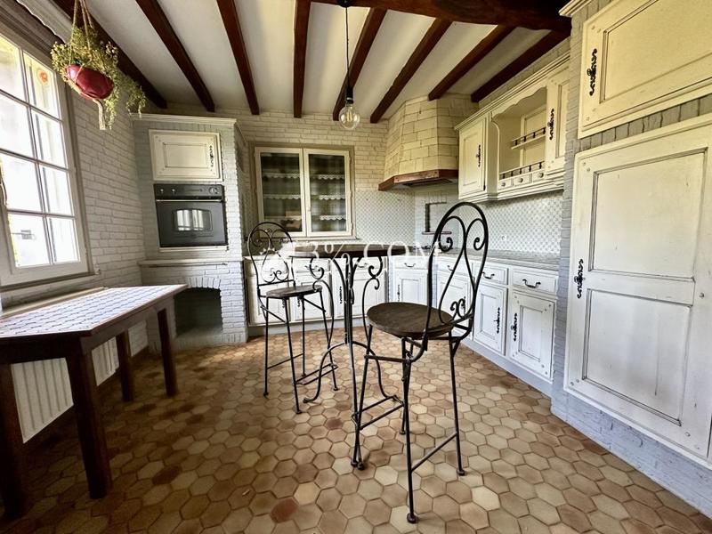 Pavillon - 169 m² - 8 pièces