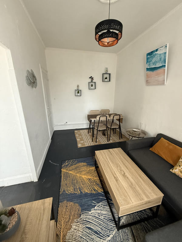 Maison - 92 m² - 5 pièces