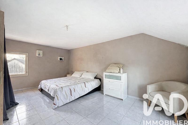 Maison - 190 m² - 6 pièces