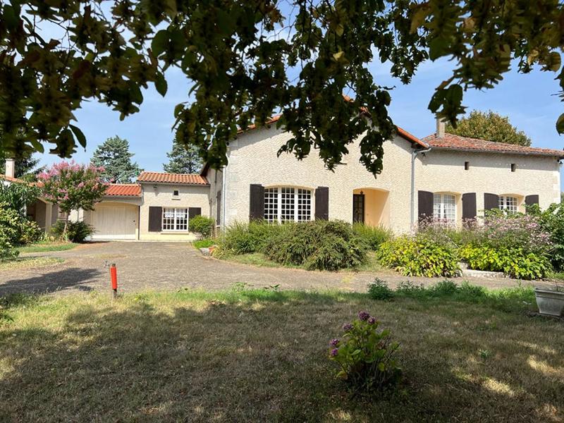 Maison - 190 m² - 6 pièces