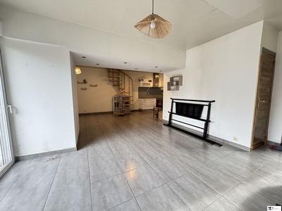 Maison de village - 91 m² - 5 pièces