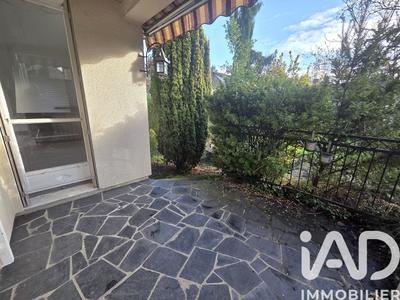 Maison - 185 m² - 8 pièces