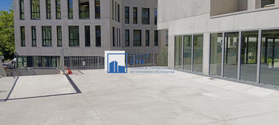 Local commercial - 214 m²