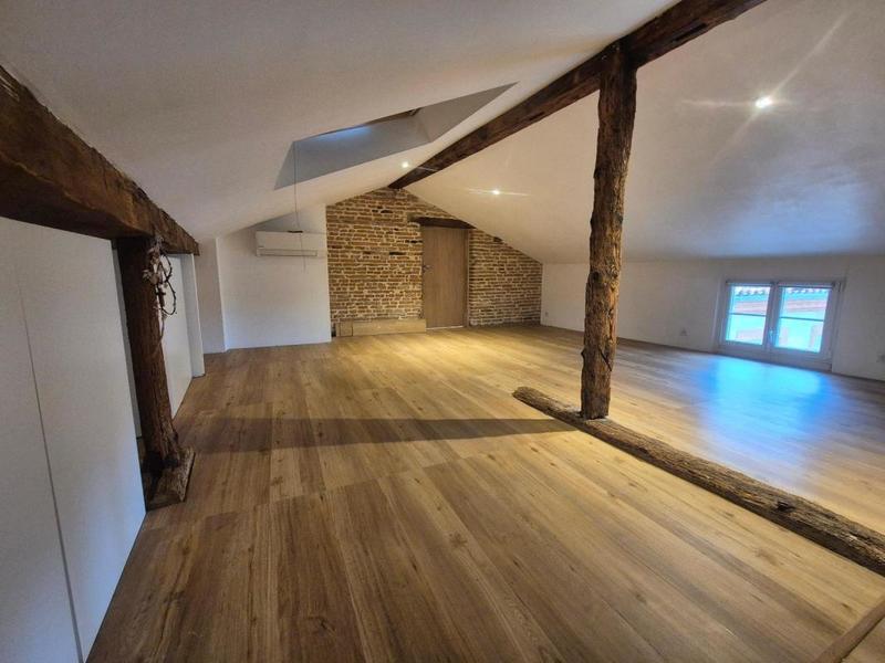 Appartement - 135 m² - 5 pièces