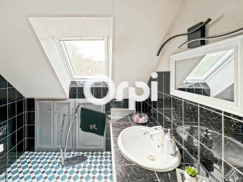 Maison - 148 m² - 6 pièces