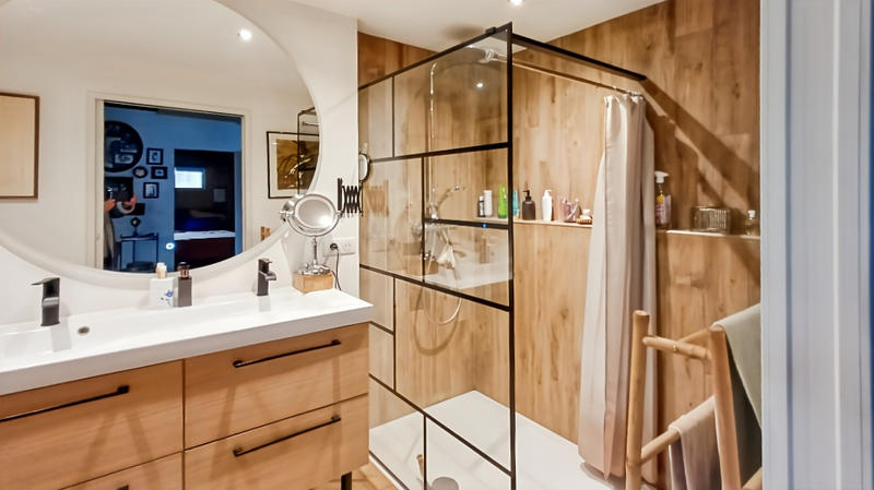 Loft - 235 m² - 4 pièces