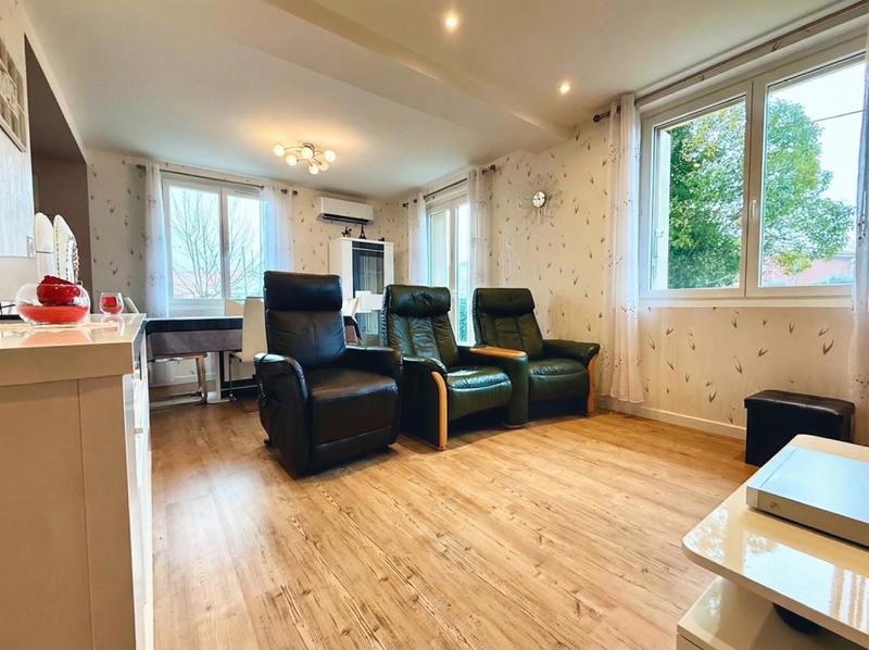 Appartement - 72 m² - 3 pièces