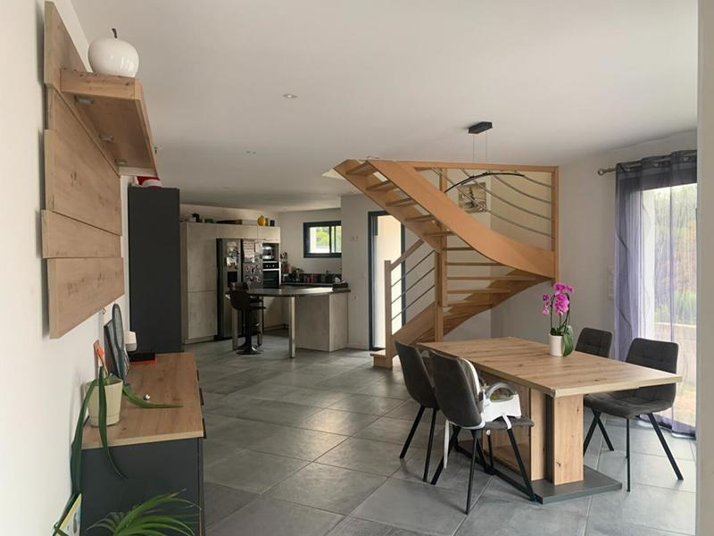 Maison - 120 m² - 6 pièces