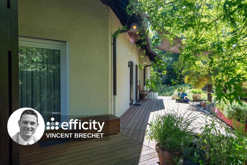 Maison - 233 m² - 7 pièces