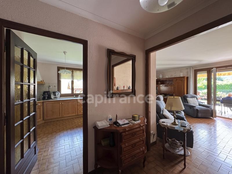 Maison - 182 m² - 7 pièces