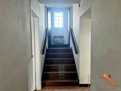 Maison - 187 m² - 7 pièces