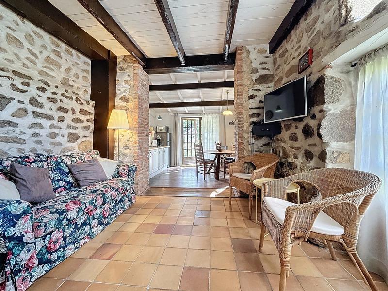 Maison - 340 m² - 15 pièces