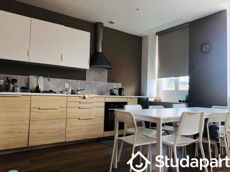 Appartement - 84 m² - 4 pièces