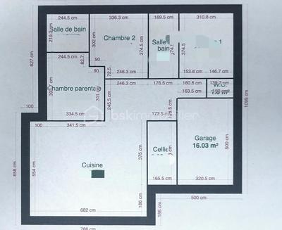 Maison - 105 m² - 1 pièce