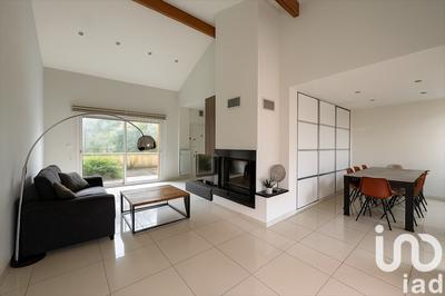 Maison - 102 m² - 4 pièces