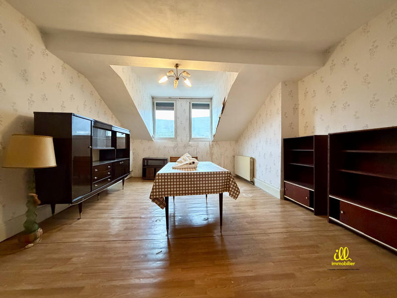 Maison - 83 m² - 4 pièces