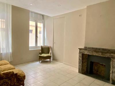 Appartement - 80 m² - 3 pièces