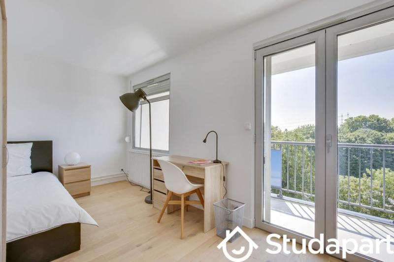 Chambre - 10 m² - 1 pièce