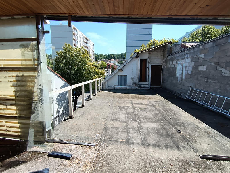Local d'activité / Entrepôt - 650 m² - 12 pièces