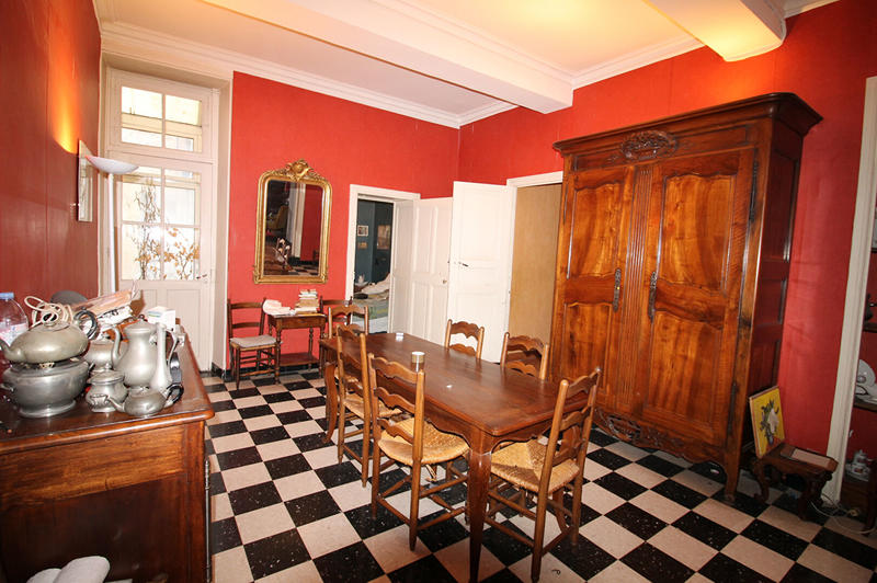 Appartement - 198 m² - 8 pièces