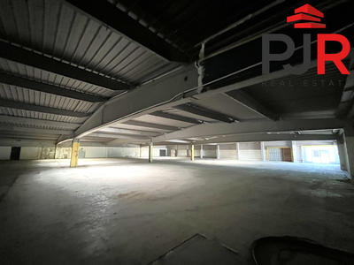 Local d'activités - 2 343 m²