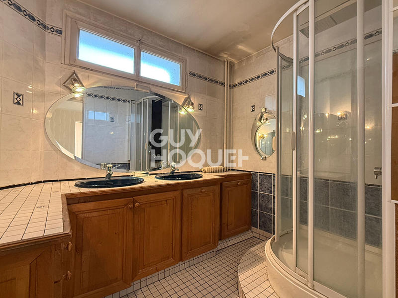 Appartement - 83 m² - 4 pièces