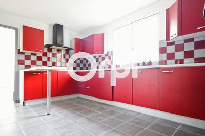 Maison - 174 m² - 5 pièces