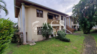 Appartement - 100 m² - 5 pièces